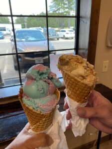 Okie Girls Coffee and Ice Cream shop in Hochatown Broken Bow OK