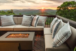 Panoramic Views in Mars Hill at Wolf and Wander