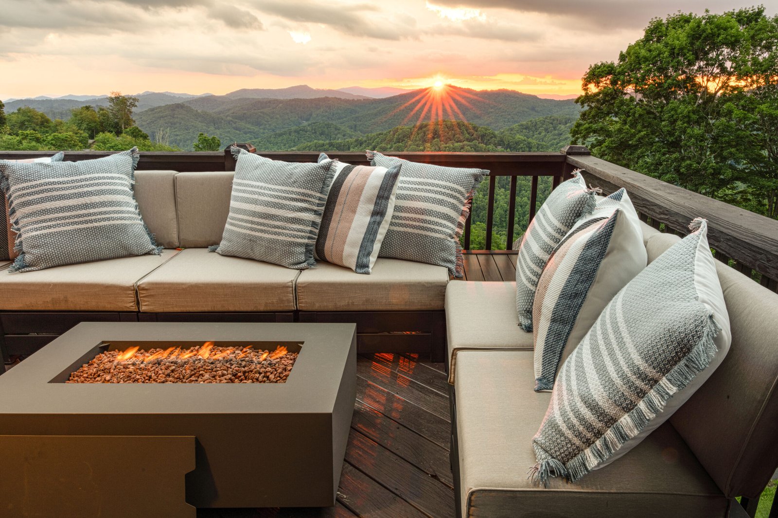 Panoramic Views in Mars Hill at Wolf and Wander